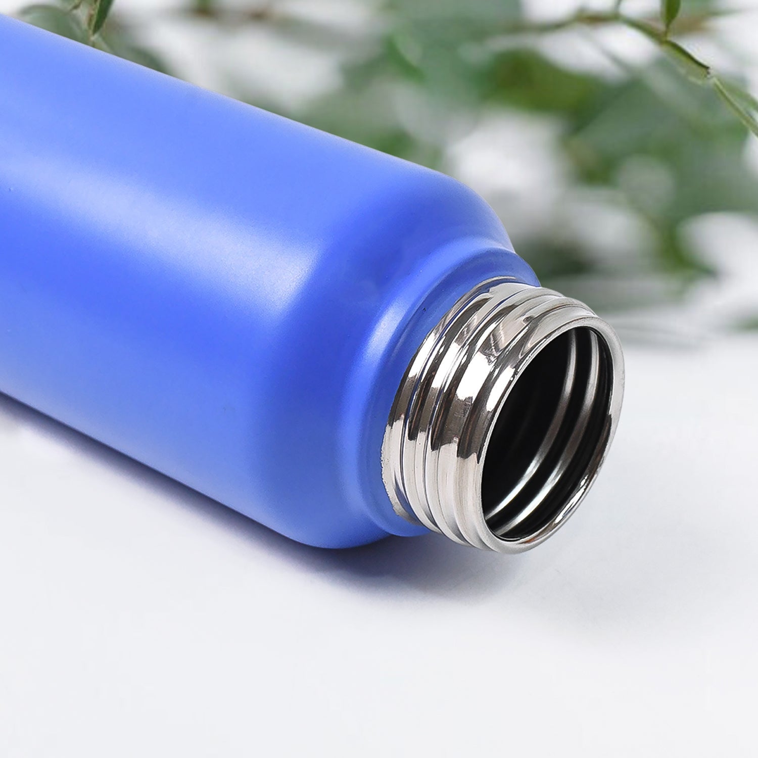 Stainless Steel Double Wall Vacuum-Insulated Drink Water Bottle (1000 ML) Stainless Steel Double Wall Vacuum-Insulated Drink Water Bottle (1000 ML)
